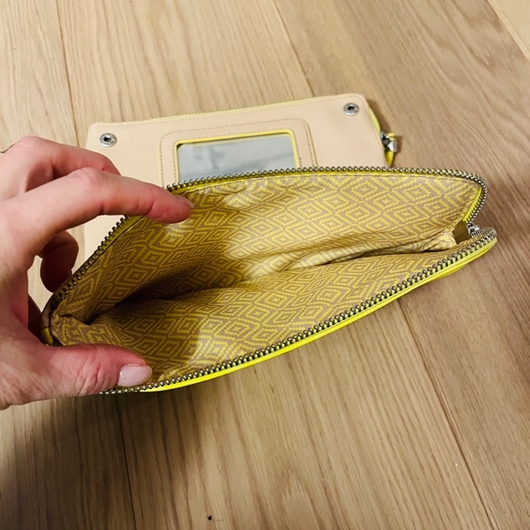 Stella & Dot neon yellow clutch with two zipper folds - Picture 3 of 5
